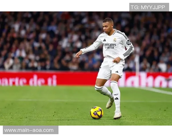 姆巴佩呼吁外界尊重亚马尔的私人生活给予他更多空间与安静